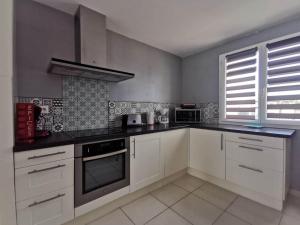 Villa avec Piscine • Plage 15’