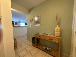 Vue mer à Carantec Grand appartement avec Balcon Parking privé et Plage à pied