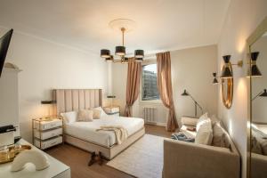 Deluxe Double Room with Extra Bed room in Corso Monforte Suites