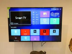 Heart of Manchester Modern Apartment - Pass the Keys