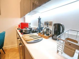 Pass the Keys Central 3 Bed Flat 8 Min Walk To City Centre