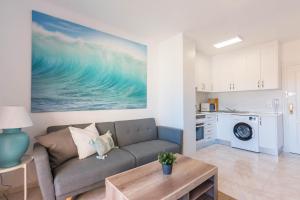 URBANIZACIÓN COPACABANA - La Manga del Mar Menor KM2 - Vistas a Mediterráneo Dormitorio doble y sofá-cama