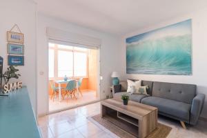 URBANIZACIÓN COPACABANA - La Manga del Mar Menor KM2 - Vistas a Mediterráneo Dormitorio doble y sofá-cama