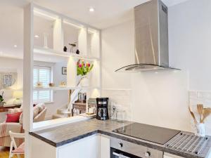 Castleton , Chichester