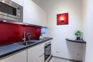 1BR Oasis with Easy City Access by HM