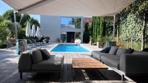 Maisons de vacances LA VILLA KORLEA AVEC PISCINE AIX LES BAINS : photos des chambres