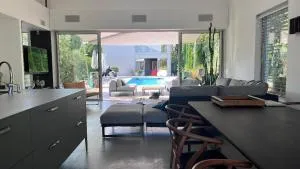 LA VILLA KORLEA AVEC PISCINE AIX LES BAINS - 艾克斯河畔格雷西