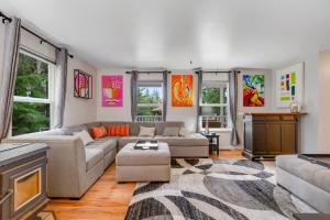 Mason Magic Hideaway