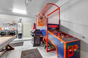 Mason Magic Hideaway