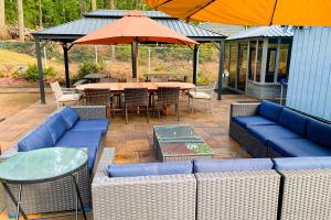 Mason Magic Hideaway