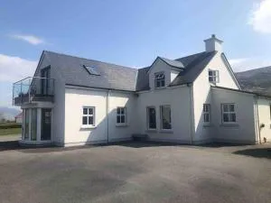 Islands View - Spacious Family Home - Coomnahincha Islands View - Spacious Family Home - Coomnahincha