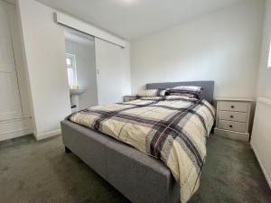 2 Bed Apartment - Sleeps 4 - Wifi