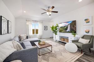 Fay Getaway - 2 miles from DT Fayetteville