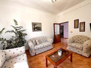 S&F - Seaview Getaway House
