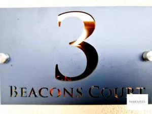 Sarah’s Place - Cefn-coed-y-cymmer