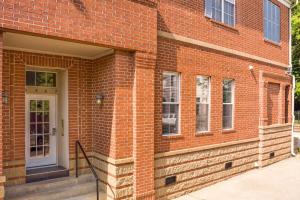 Game Day Getaway-1 Block to Dickson-Walk to U of A