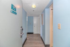 Beautifully Updated 1 Bedroom Suite! Sand Dunes Room 2746