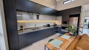 Luxurious Upmarket Apartment