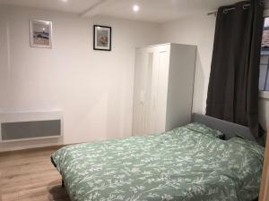 Beau studio meublé refait à neuf Montélimar centre