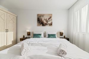 B-Holiday Luxury Apartments Urban Plaza