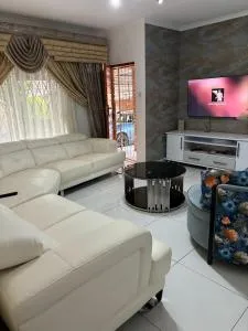 Blissful stay - Dalmada AH