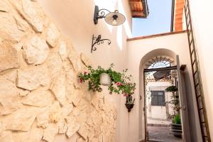 MonteVergine Domus
