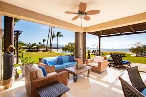Hacienda de Playa, Luxury Beachfront Condo - Punta Mita