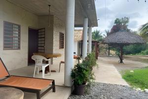 Casa Las Palmas Playa La Saladita