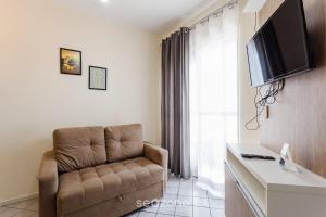 Apto em ótima localização a 100m da praia CSG305