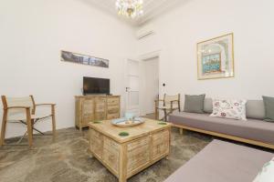 LIVIN Hydra Garden Suite