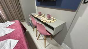 14- Studio decorado com ótima localização!!!