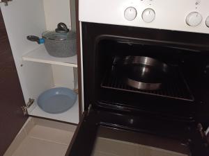 3 min from central station No2 private free parking