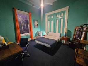 Gaslamp Hostel