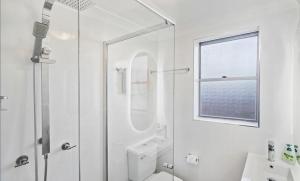 Sand and Sea 1 - Opposite Sawtells Main Beach & Steps to Cafes, Restaurants & Boutiques!