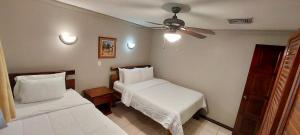 Lovely Condo (8 people): Pools, Tennis Courts, BBQ