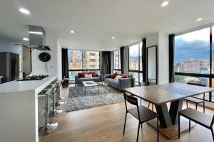 SkyLine Mountains Sauna Gym Luxury Apto