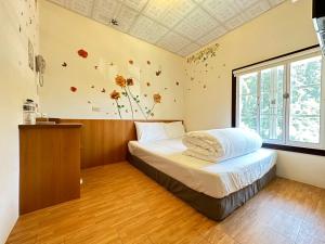 Deep Forest Inn