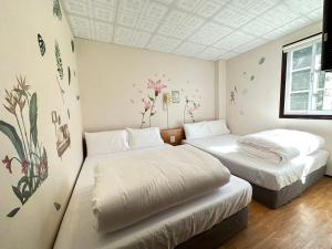 Deep Forest Inn