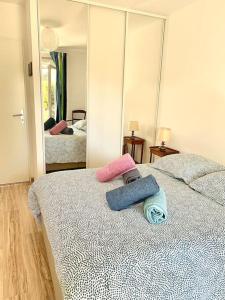 Appartements Appt 4 pers/2 chb/jardin/ascenseur/garage/wifi : photos des chambres