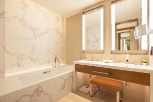 SmartStay at Address Opera - Unique Burj Khalifa Views - Brand New Luxury Residences