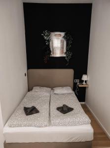 WL Apartments #16H