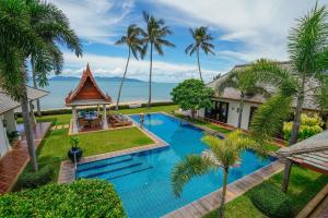 Miskawaan Beachfront Villas