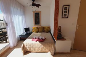 Studio Port Jo CLIM WIFI Garage et Piscine au Couchant 3pers - ROSSIconciergerie - Linge inclus