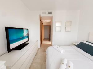 Luminoso hogar para familias- terraza, vistas al mar, plaza de parking - 7P