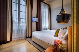 Suite with River View room in Palazzo Alfieri Residenza D'Epoca - Alfieri Collezione