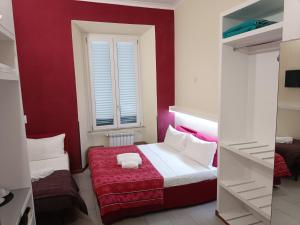 Budget Quadruple Room room in Enjoy Roma