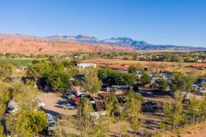 Moab RV Resort RV IV Fully Setup OK44