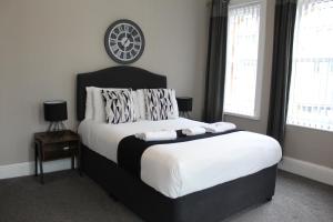 Double Room room in The Mitre Hotel