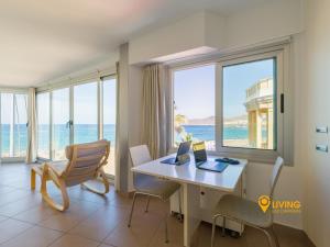 Living Las Canteras Homes - BEACHFRONT PLAYA GRANDE