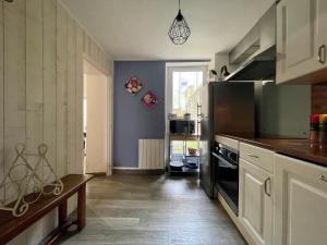 Beach House & Patio by Melrose